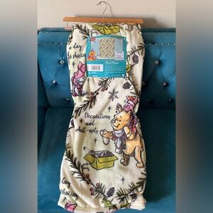 Winnie The Pooh Christmas Blanket‼️LAST ONE‼️